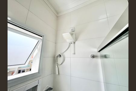 Casa à venda com 91m², 2 quartos e 2 vagasBanheiro da Suíte 1