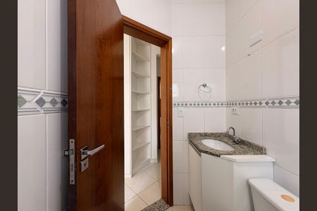 Apartamento para alugar com 70m², 2 quartos e 1 vagaBanheiro da suíte 