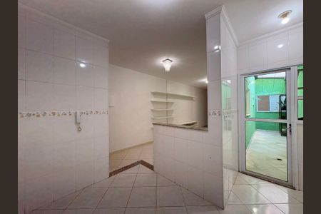 Apartamento para alugar com 70m², 2 quartos e 1 vagaCozinha