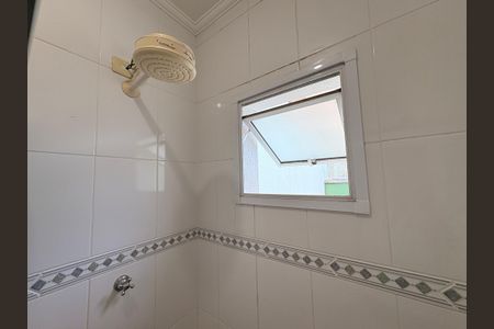 Apartamento para alugar com 70m², 2 quartos e 1 vagaBanheiro da suíte 