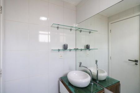 Apartamento à venda com 106m², 3 quartos e 3 vagasBanheiro de Serviço