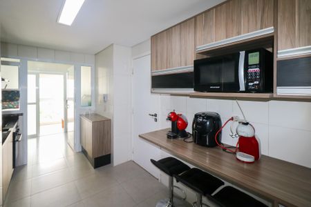 Apartamento à venda com 106m², 3 quartos e 3 vagasCozinha