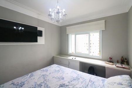 Apartamento à venda com 106m², 3 quartos e 3 vagasQuarto 2