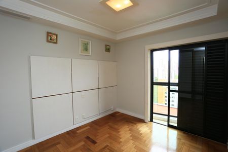Apartamento para alugar com 290m², 4 quartos e 3 vagas Apartamento para alugar com 290m², 4 quartos e 3 vagassuíte 3