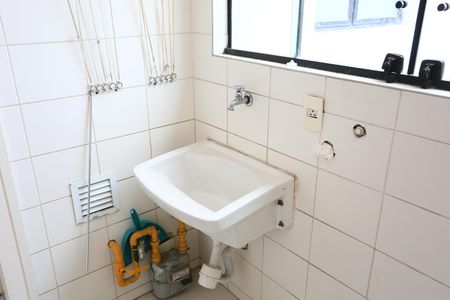 Apartamento para alugar com 290m², 4 quartos e 3 vagas Apartamento para alugar com 290m², 4 quartos e 3 vagasÁrea de Serviço