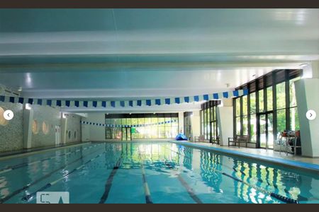 Apartamento para alugar com 290m², 4 quartos e 3 vagas Apartamento para alugar com 290m², 4 quartos e 3 vagasÁrea comum - Piscina