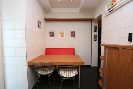 Apartamento para alugar com 290m², 4 quartos e 3 vagas Apartamento para alugar com 290m², 4 quartos e 3 vagascozinha