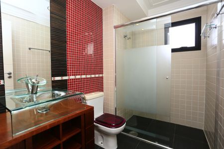 Apartamento para alugar com 290m², 4 quartos e 3 vagas Apartamento para alugar com 290m², 4 quartos e 3 vagasBanheiro da Suíte 2