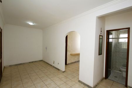 Apartamento à venda com 67m², 2 quartos e 1 vagaSala