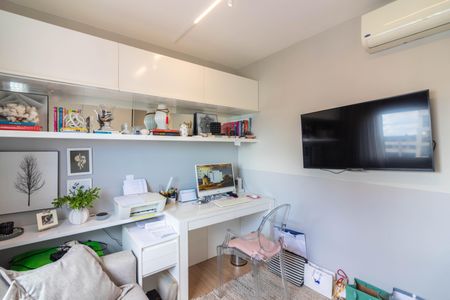 Apartamento à venda com 170m², 3 quartos e 2 vagasSuíte 3