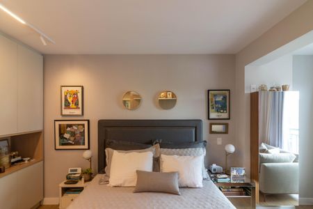 Apartamento à venda com 170m², 3 quartos e 2 vagasSuíte 1