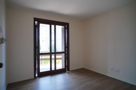 Apartamento à venda com 216m², 4 quartos e 2 vagas Apartamento à venda com 216m², 4 quartos e 2 vagasQuarto 2