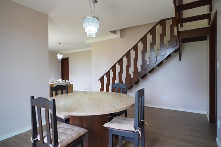 Sala de Jantar de apartamento à venda com 4 quartos, 216m² em Jardim Lindóia, Porto Alegre