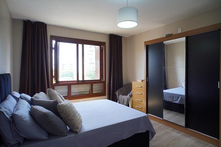 Apartamento à venda com 216m², 4 quartos e 2 vagas Apartamento à venda com 216m², 4 quartos e 2 vagasQuarto suíte