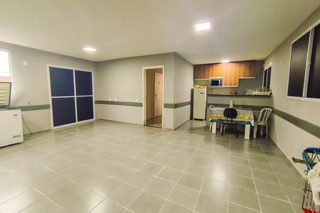 Apartamento para alugar com 41m², 2 quartos e sem vaga Apartamento para alugar com 41m², 2 quartos e sem vagaÁrea comum - Salão de festas