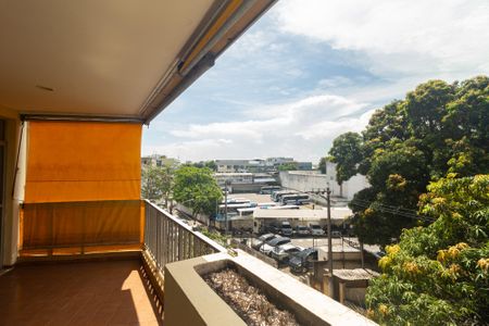 Apartamento para alugar com 60m², 2 quartos e 1 vaga Apartamento para alugar com 60m², 2 quartos e 1 vagaVaranda da Sala