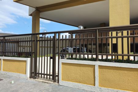 Apartamento para alugar com 60m², 2 quartos e 1 vaga Apartamento para alugar com 60m², 2 quartos e 1 vagaEntrada