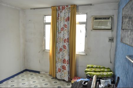 Apartamento à venda com 2 quartos, 60m² em Inhaúma, Rio de Janeiro