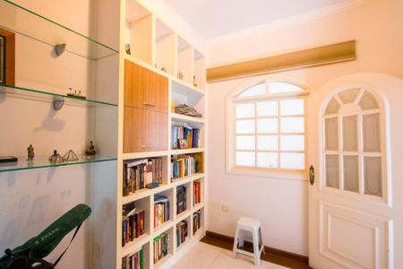 Casa à venda com 352m², 4 quartos e 3 vagasEscritório