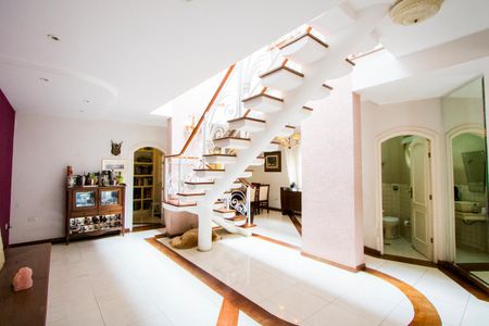 Casa à venda com 352m², 4 quartos e 3 vagasSala