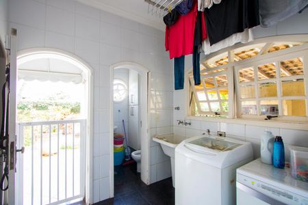 Casa à venda com 352m², 4 quartos e 3 vagasÁrea de serviço