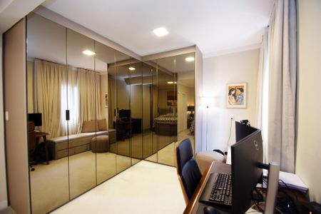 Apartamento à venda com 84m², 1 quarto e 1 vagaSuite