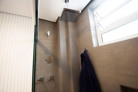 Apartamento à venda com 84m², 1 quarto e 1 vagabanheiro Suite