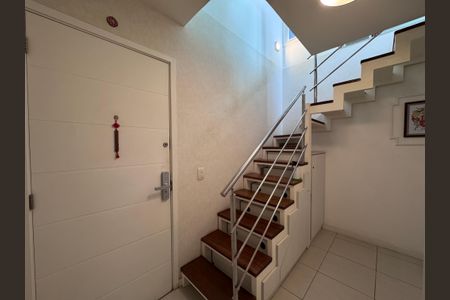 Apartamento à venda com 139m², 3 quartos e 2 vagasCorredor