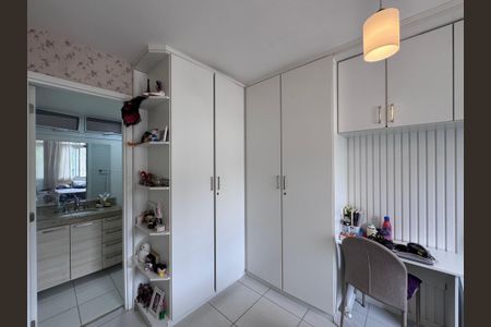 Apartamento à venda com 139m², 3 quartos e 2 vagasSuíte 2