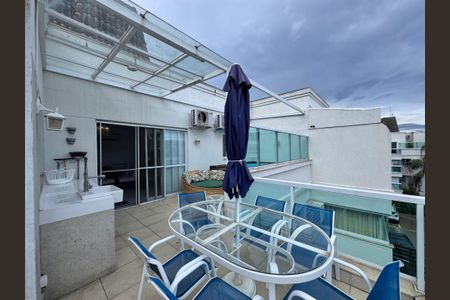 Apartamento à venda com 139m², 3 quartos e 2 vagasTerraço