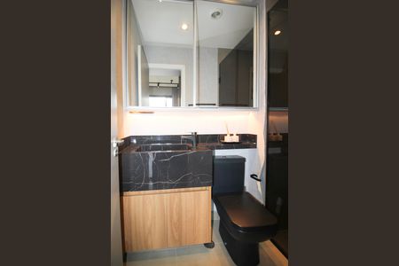 Studio para alugar com 46m², 1 quarto e 1 vaga Studio para alugar com 46m², 1 quarto e 1 vagaBanheiro