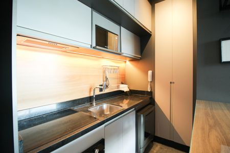 Studio para alugar com 46m², 1 quarto e 1 vaga Studio para alugar com 46m², 1 quarto e 1 vagaCozinha