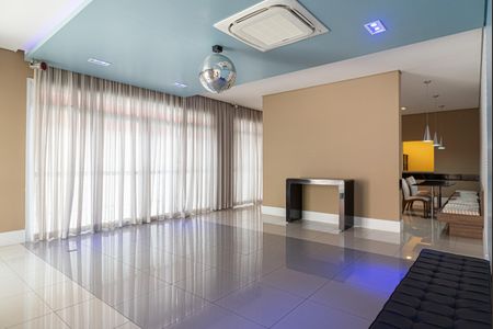 Studio à venda com 33m², 1 quarto e 1 vagaÁrea comum - Salão de Festas