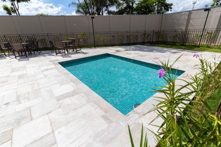 Apartamento para alugar com 36m², 2 quartos e sem vaga Apartamento para alugar com 36m², 2 quartos e sem vagaÁrea comum - Piscina