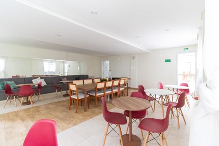 Apartamento para alugar com 36m², 2 quartos e sem vaga Apartamento para alugar com 36m², 2 quartos e sem vagaÁrea comum - Salão de festas