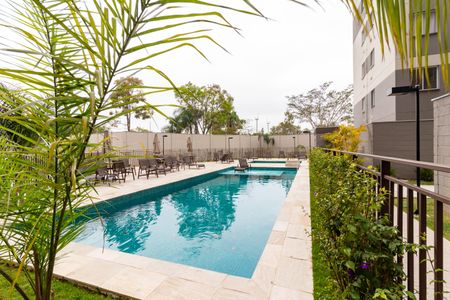 Apartamento para alugar com 36m², 2 quartos e sem vaga Apartamento para alugar com 36m², 2 quartos e sem vagaÁrea comum - Piscina