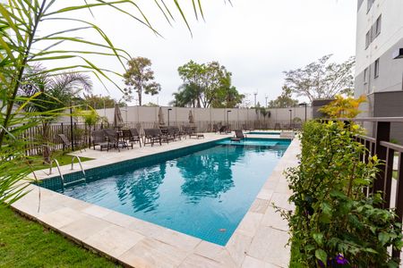 Apartamento para alugar com 36m², 2 quartos e sem vaga Apartamento para alugar com 36m², 2 quartos e sem vagaÁrea comum - Piscina