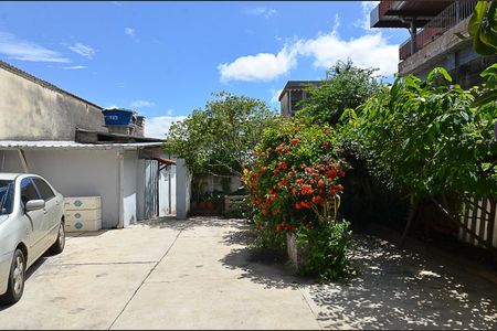 Casa para alugar com 60m², 2 quartos e sem vagaEntrada