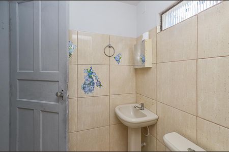 Casa para alugar com 60m², 2 quartos e sem vagaBanheiro