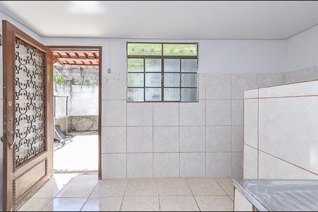 Casa para alugar com 60m², 2 quartos e sem vagaCozinha