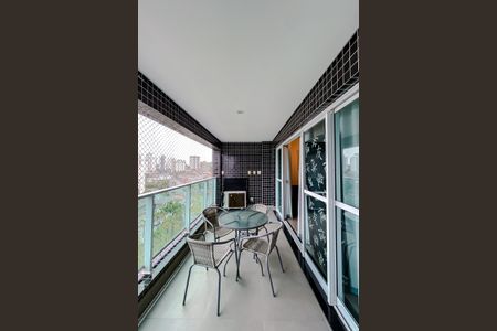 Apartamento para alugar com 55m², 1 quarto e 2 vagas Apartamento para alugar com 55m², 1 quarto e 2 vagasVaranda