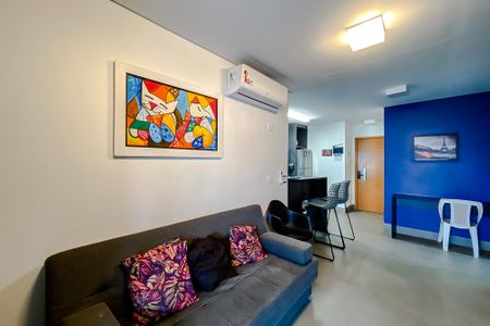 Sala de apartamento para alugar com 1 quarto, 55m² em Vila Regente Feijó, São Paulo