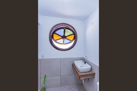 Casa para alugar com 85m², 2 quartos e sem vaga Casa para alugar com 85m², 2 quartos e sem vagaBanheiro suite