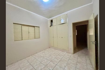 Casa à venda com 275m², 3 quartos e 3 vagasQuarto 2