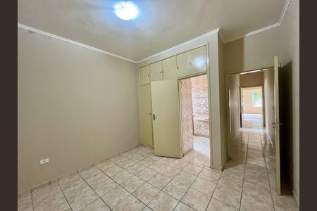 Casa à venda com 275m², 3 quartos e 3 vagasSuíte