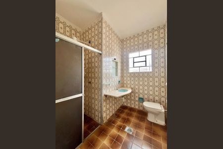 Casa à venda com 275m², 3 quartos e 3 vagasBanheiro