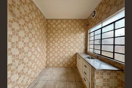 Casa à venda com 275m², 3 quartos e 3 vagasCozinha