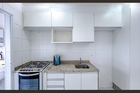 Apartamento à venda com 62m², 2 quartos e 2 vagasCozinha - Armários