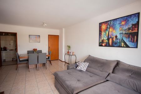 Apartamento à venda com 102m², 3 quartos e 1 vaga