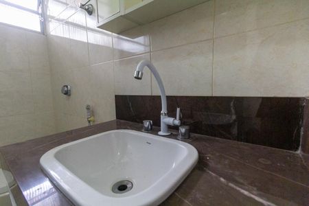 Casa para alugar com 230m², 3 quartos e 2 vagasBanheiro 1